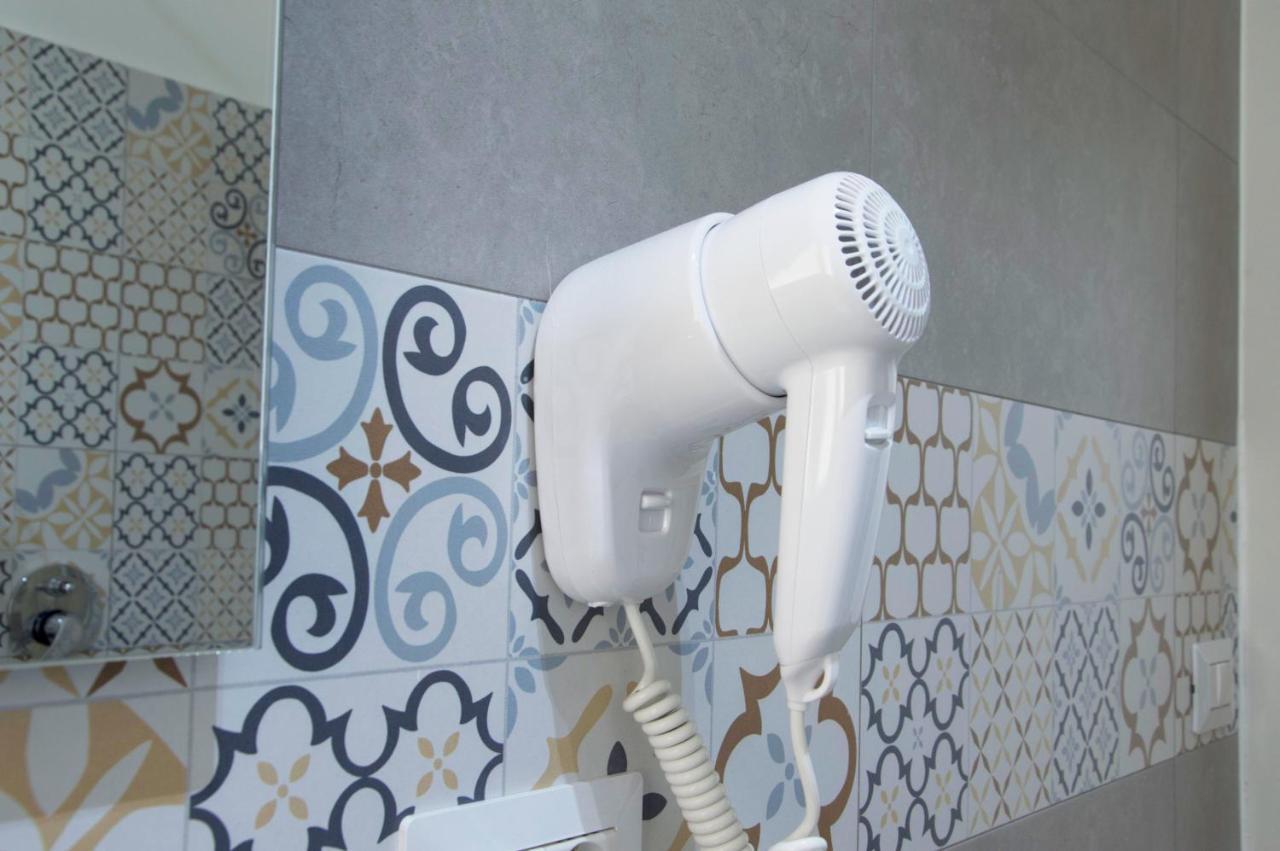 פאביה Minerva Rooms מראה חיצוני תמונה